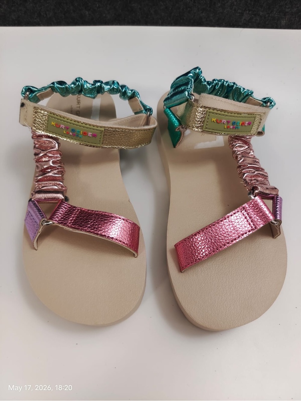 NWOB Kurt Geiger London Orion Metallic Pastel Strappy Sandals Girls Youth Size3